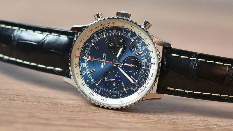 Đồng hồ Pilot Watch khác gì Diver 3