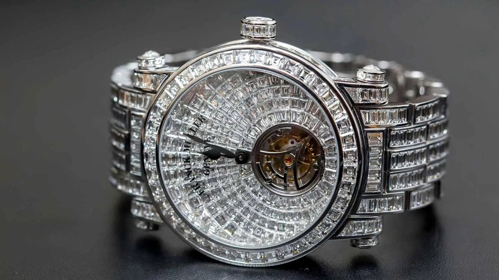 Franck Muller thiết kế tonneau và nghệ thuật chế tác 3