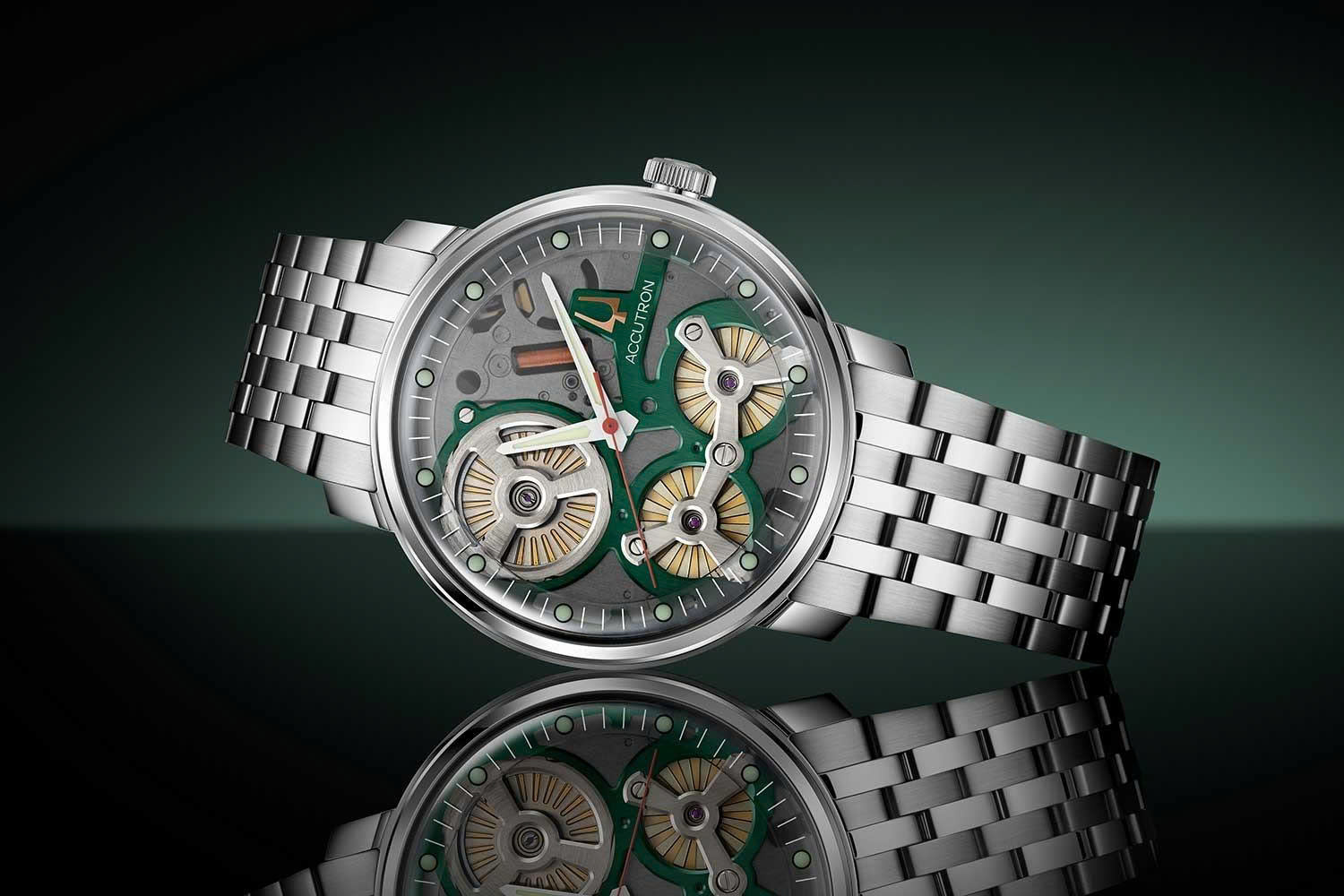 Câu chuyện lịch sử đằng sau chiếc đồng hồ Bulova Lunar Pilot 1