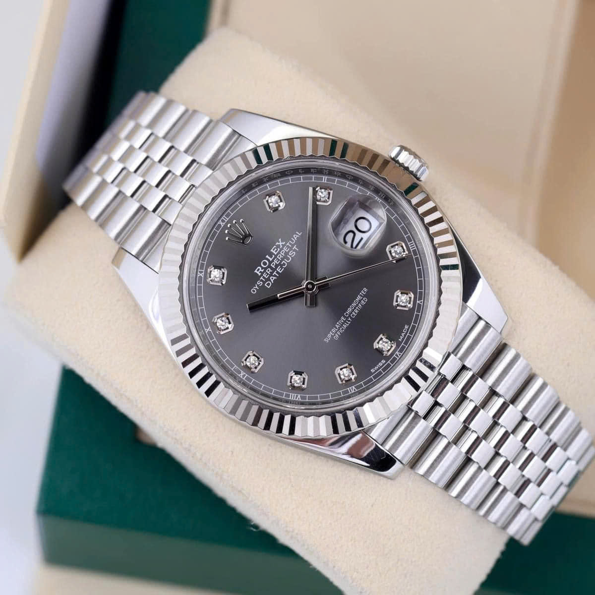 Rolex Datejust vì sao giữ thiết kế vượt thời gian 3