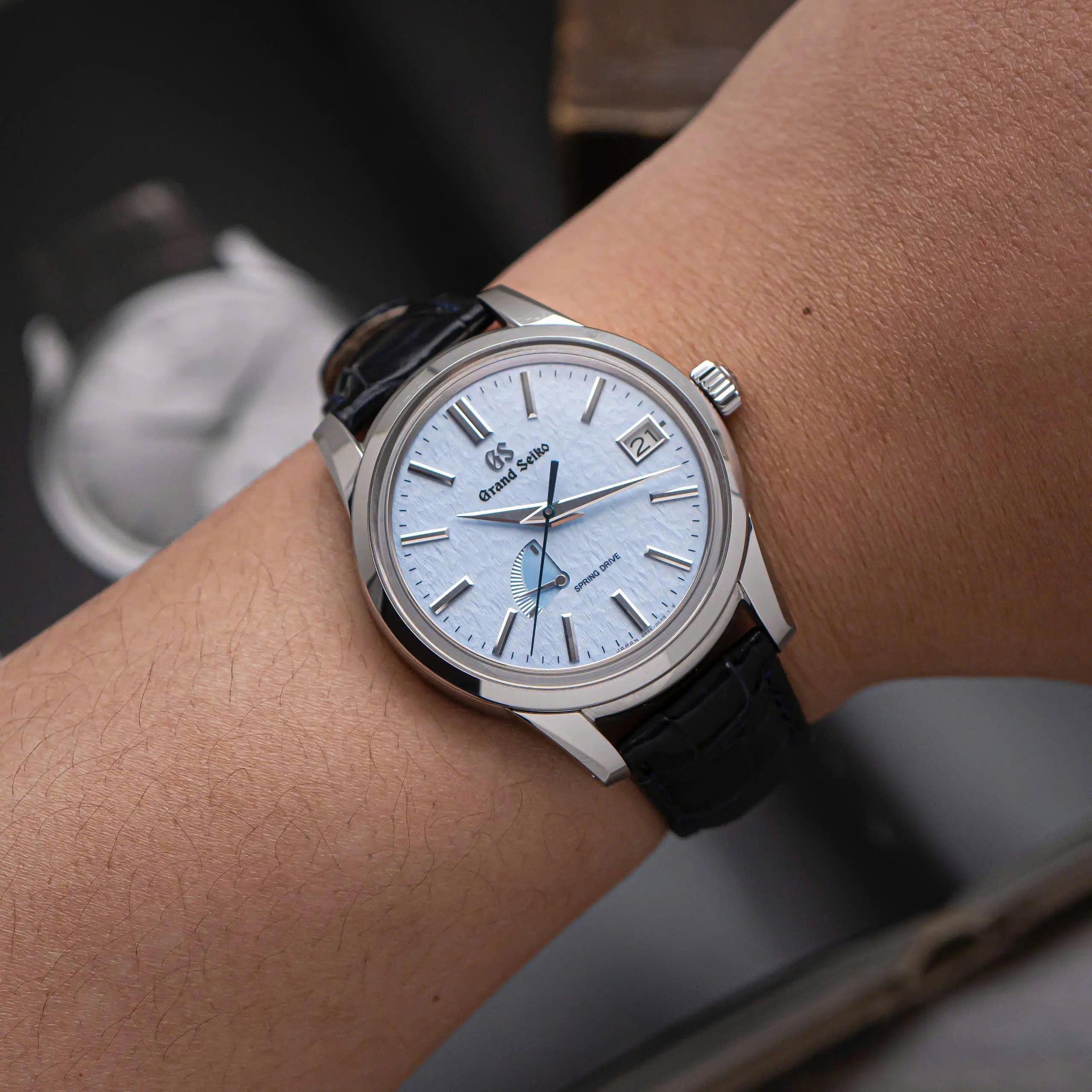 Nghệ thuật chế tác mặt số trên đồng hồ Grand Seiko Snowflake 3