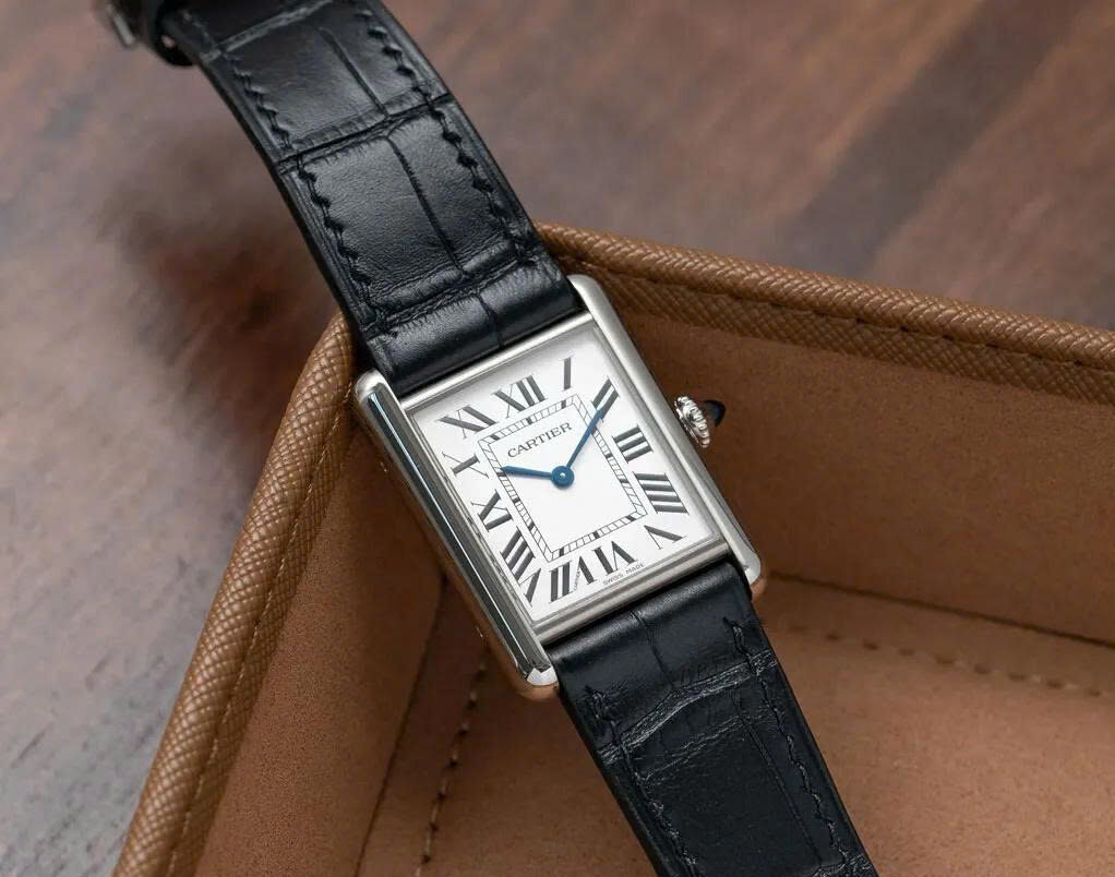 Cartier Tank thiết kế cổ điển liệu còn phù hợp hiện đại 1