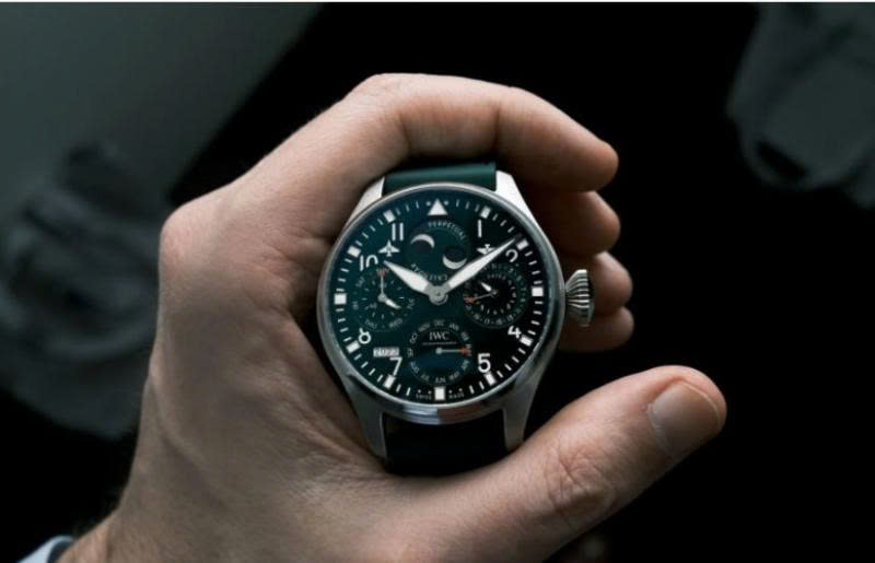 Hướng dẫn cách chỉnh giờ đồng hồ Tudor Ranger đúng chuẩn nhất 1