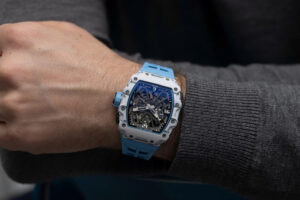 Chiêm ngưỡng thiết kế đồng hồ Richard Mille RM 35 đời mới 2