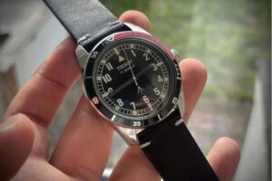 Hướng dẫn cách chỉnh lịch đồng hồ Tissot PRX Powermatic 80 chuẩn 2