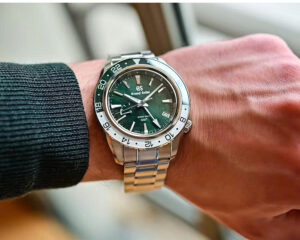 Mẹo chọn mua đồng hồ Grand Seiko Spring Drive chuẩn chính hãng 2