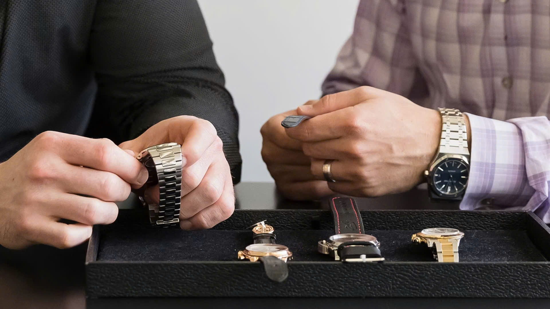 Thu mua đồng hồ Franck Muller cũ trân trọng từng chi tiết máy 2