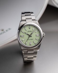 Tư duy tinh giản tối thượng trên chiếc Rolex Oyster Perpetual 2