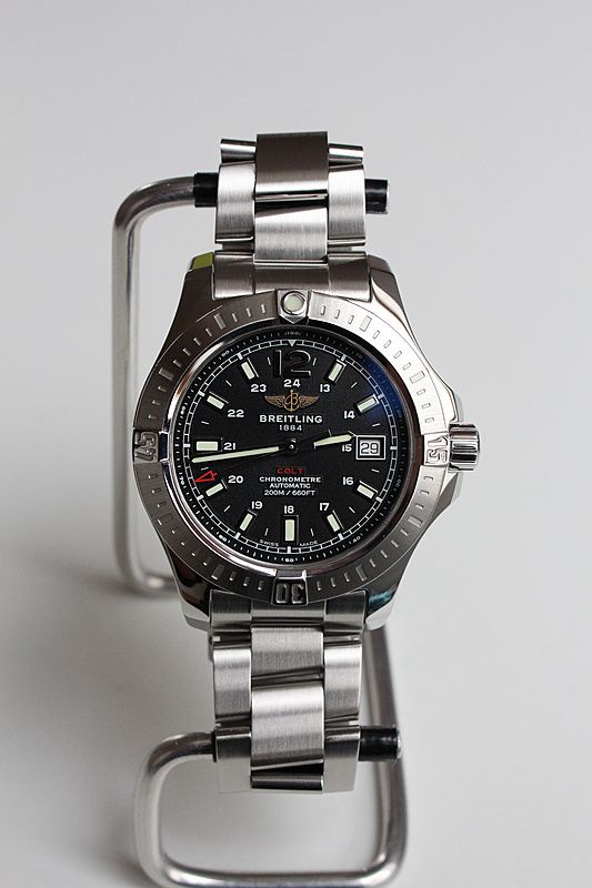 Tinh thần thép bền bỉ tạc vào dòng Breitling Colt 3