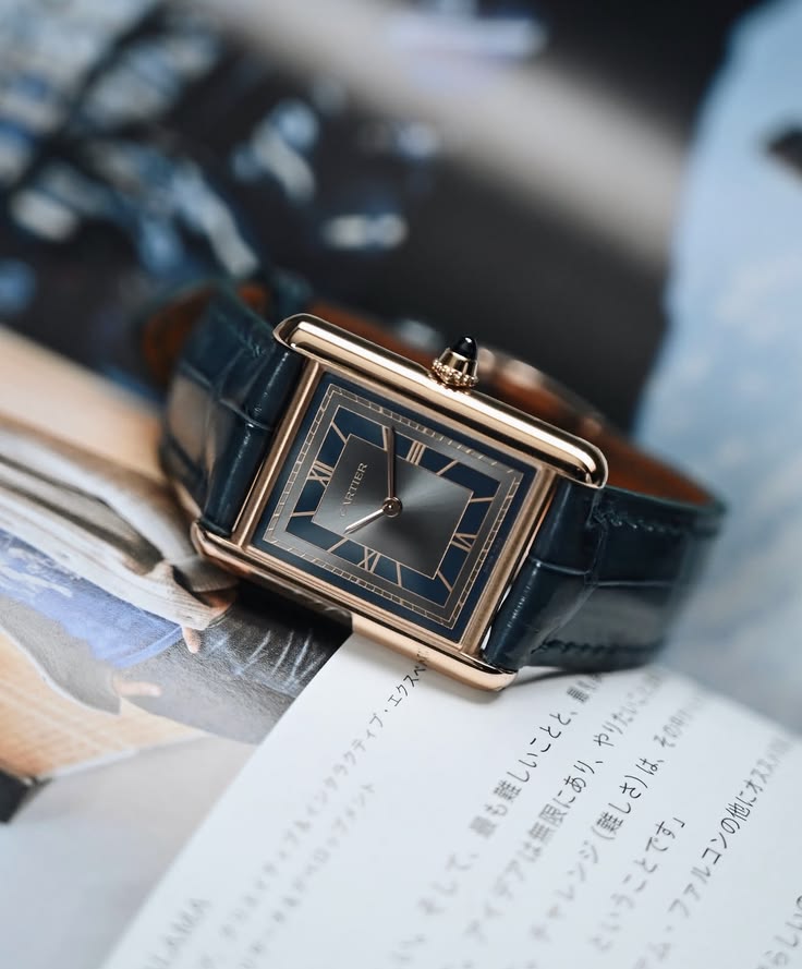 Đường cong Art Deco kiêu sa trên Franck Muller Long Island 3