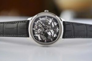 Góc nhìn xuyên thấu nghệ thuật đồng hồ Piaget Polo Skeleton 2