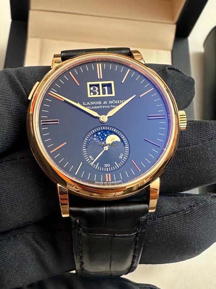 Nét tinh giản chuẩn Đức của chiếc A Lange Sohne Saxonia 3
