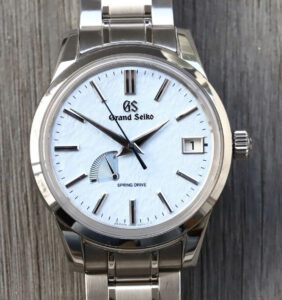 Vẻ đẹp thiên nhiên trên mặt số đồng hồ Grand Seiko Skyflake 2