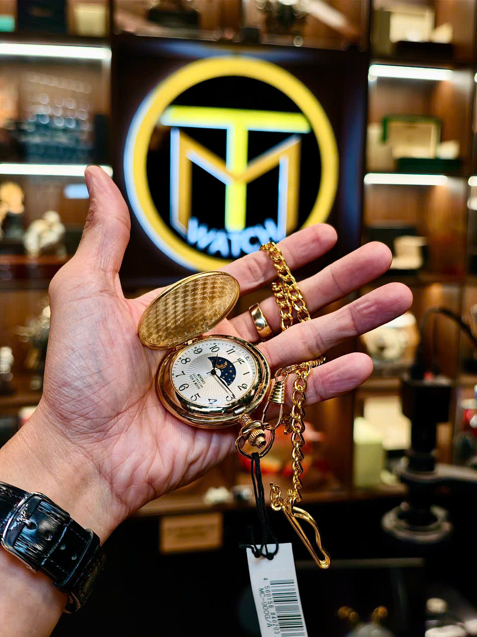 Bảo chứng thanh khoản nhanh gọn mẫu Zenith Chronomaster Open sạch 2