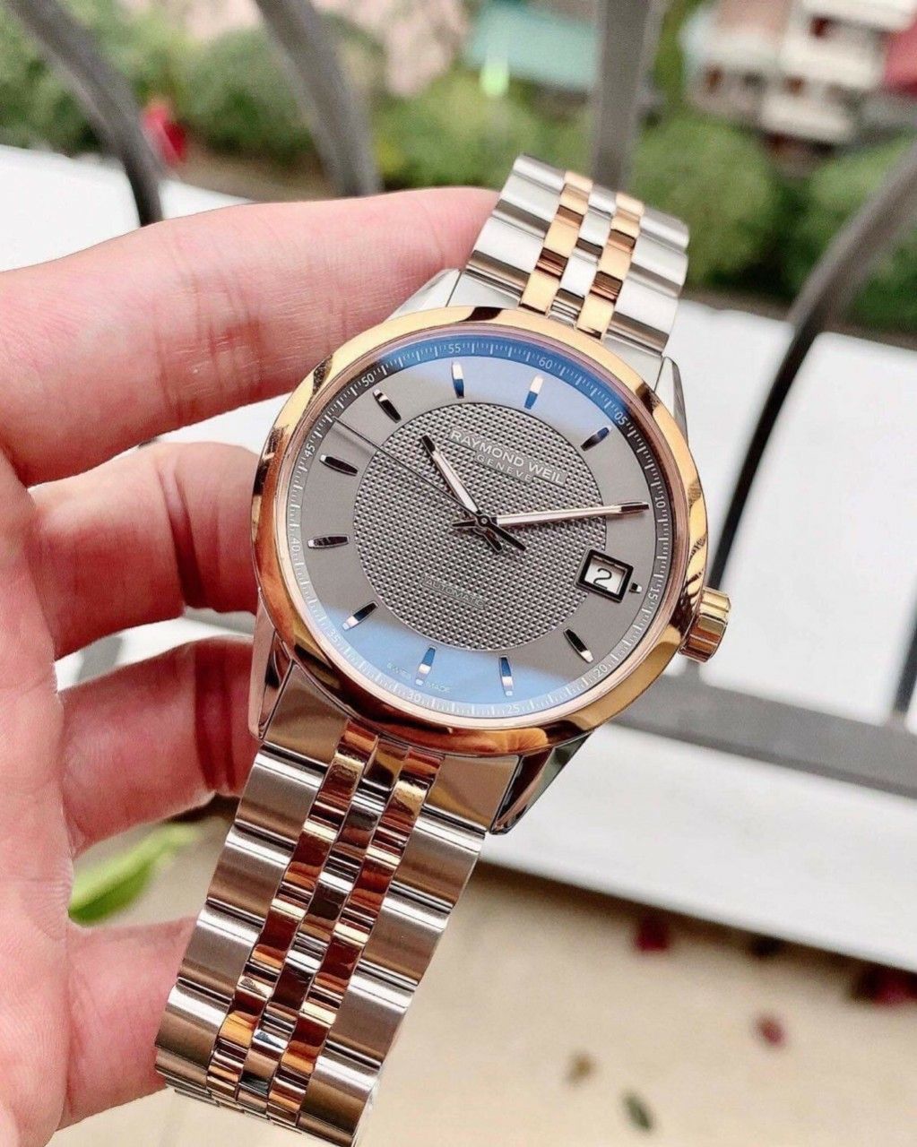Vẻ đẹp hoàn mỹ của dòng đồng hồ Raymond Weil Freelancer. 2