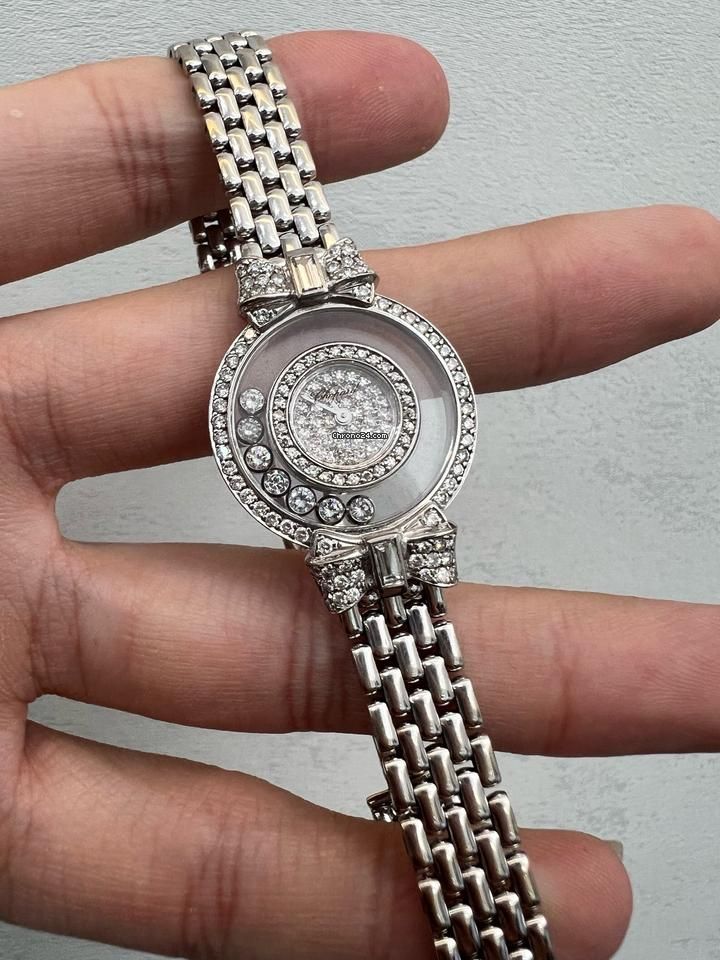 Khám phá nghệ thuật chế tác kim cương dòng Chopard Happy. 2