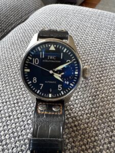 Khám phá thiết kế phi công cá tính IWC Big Pilot. 2