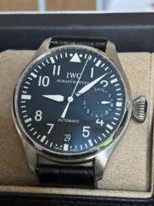 Lịch sử phát triển của dòng Girard Perregaux Laureato cổ điển 3