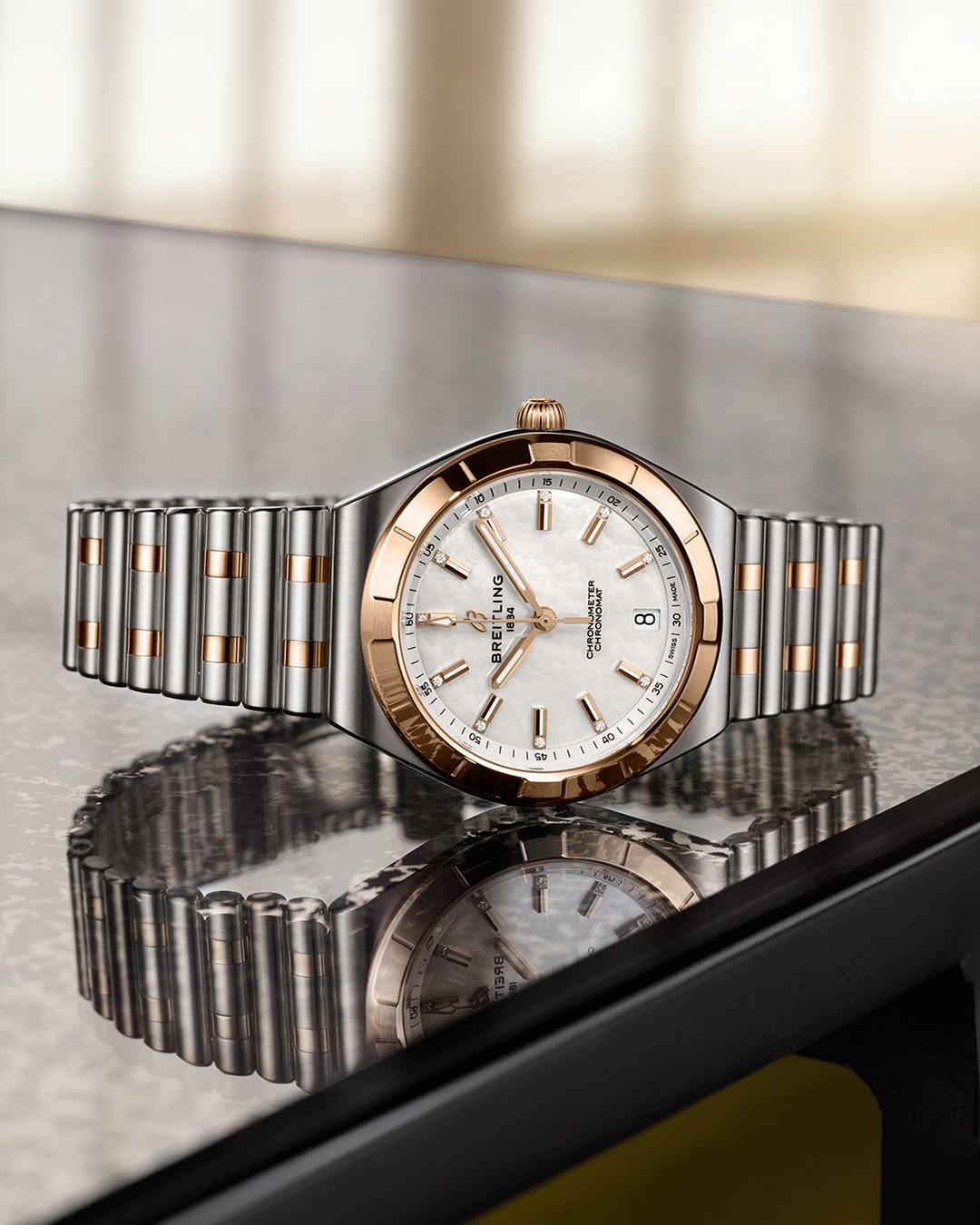 Sức hấp dẫn tuyệt vời từ mẫu Baume Mercier Clifton mới. 3