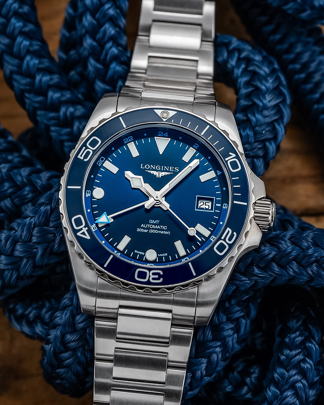 Sự trỗi dậy mạnh mẽ của dòng thể thao Longines HydroConquest 3