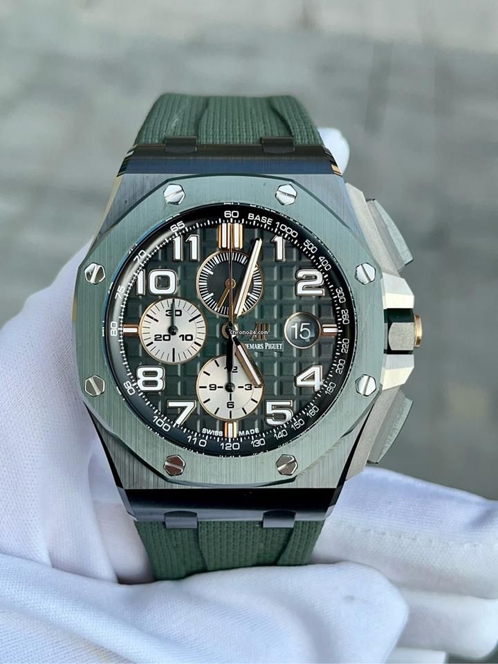 Đột phá vật liệu gốm sứ Audemars Piguet Royal Oak Offshore. 2