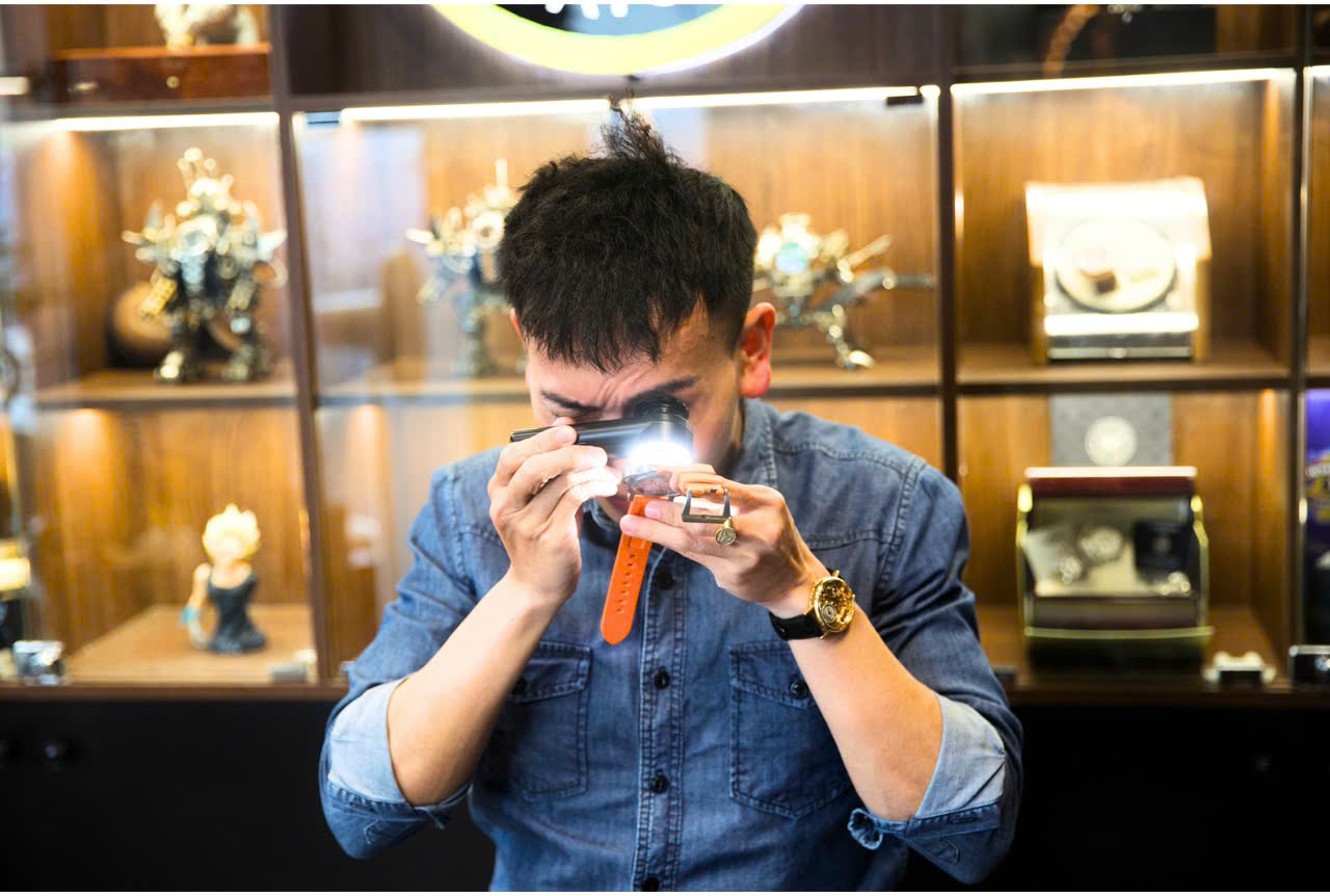 Chuyên thu mua trang sức VIP cùng Chopard Mille Miglia cũ. 2