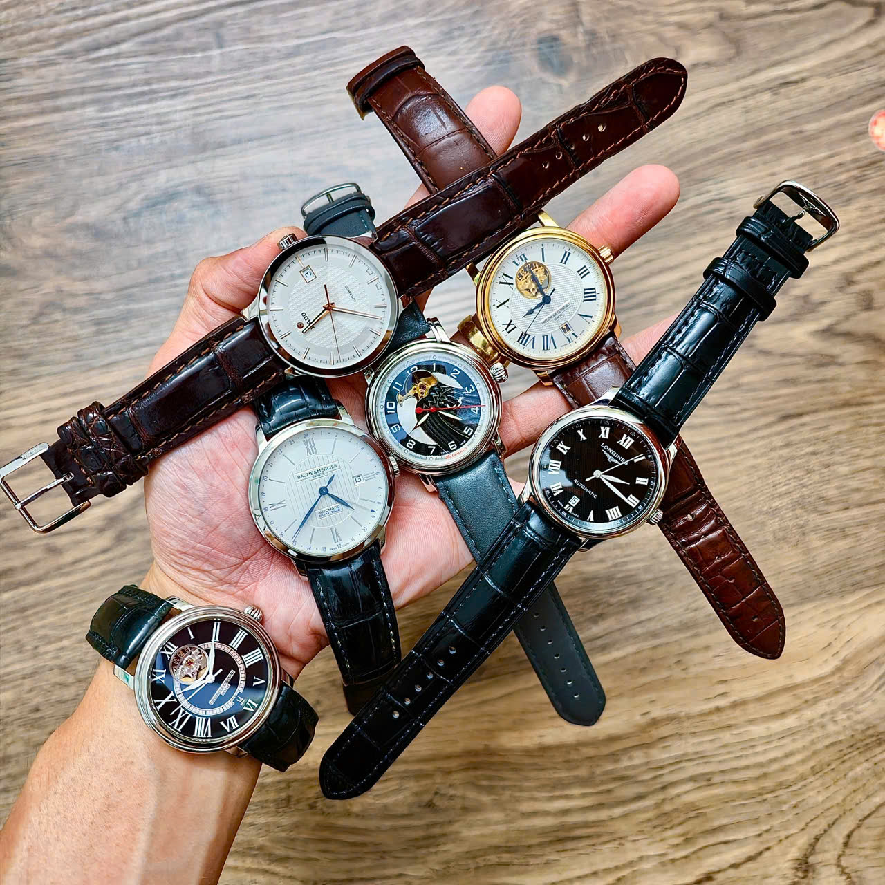 Bàn giao bảo mật siêu phẩm Patek Philippe Golden Ellipse lướt. 3