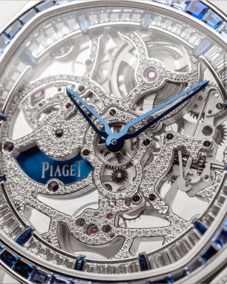 Bật mí khả năng giữ cót vượt trội cỗ máy Piaget. 1