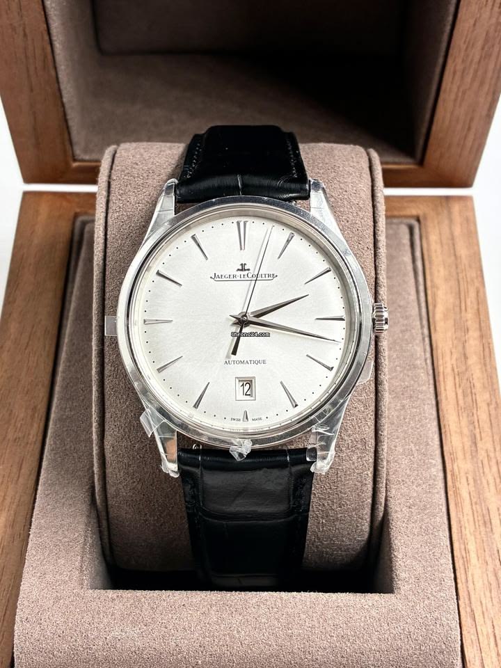 Vẻ đẹp thanh lịch vượt thời gian của Jaeger LeCoultre Reverso 3