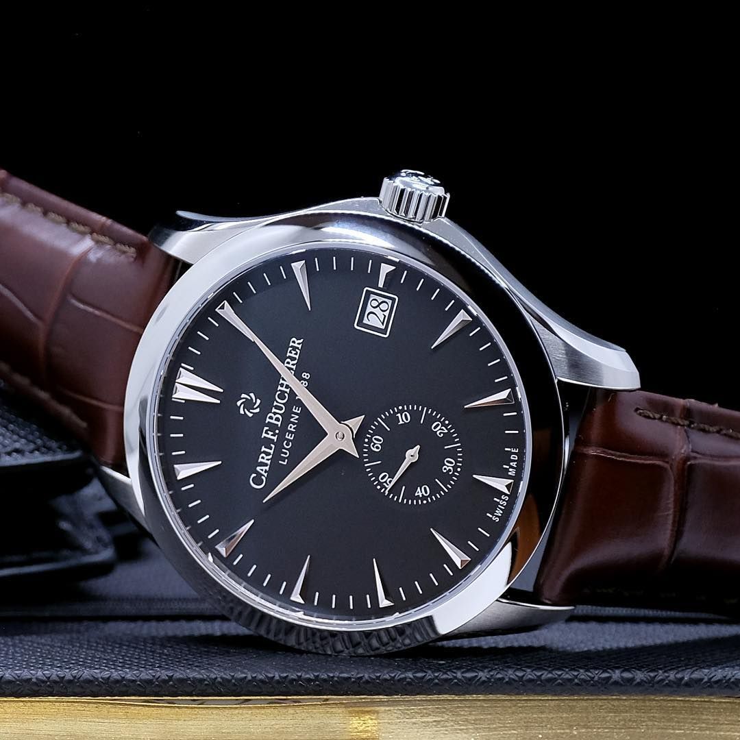 Khám phá cỗ máy sở hữu cót ngoại vi Bucherer Manero 2