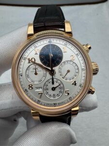 Khám phá cơ chế lịch vạn niên trên IWC Da Vinci 2