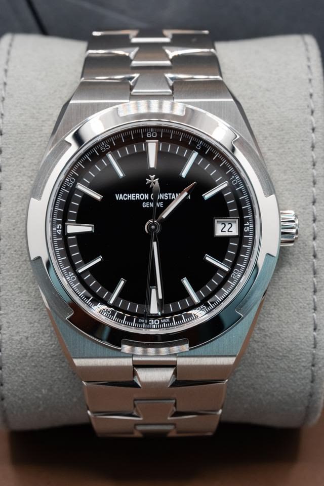 Khám phá phong cách thể thao đỉnh cao Vacheron Constantin Overseas. 2