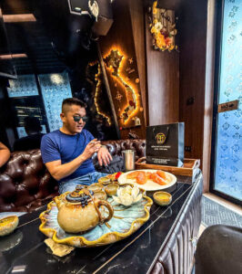 Chuyên thu mua trang sức vàng đúc cùng Rolex GMT Master. 2