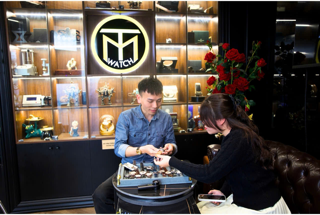 Cam kết thu mua đồng hồ Corum cũ phường Nghĩa Tân. 1