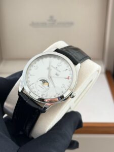 Bí quyết lên cót tay đúng chuẩn cho đồng hồ Jaeger LeCoultre. 1