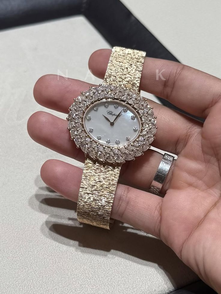 Đặc quyền sở hữu phiên bản kỷ niệm đặc biệt Chopard 3