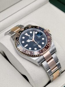 Sức hút mãnh liệt từ mặt số thiên thạch Rolex GMT Master. 1