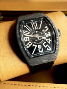 Tại sao viền gốm Ceramic trên Franck Muller Vanguard dễ rạn? 2