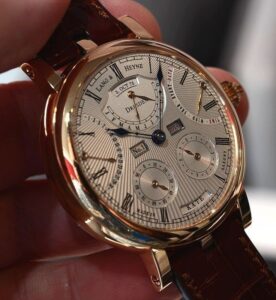 Sự độc đáo của kim nung xanh dòng A Lange Sohne. 2