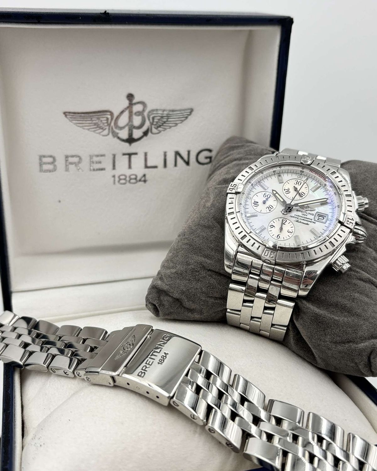 Hướng dẫn xoay vành bezel đo tốc độ đồng hồ Breitling chuẩn. 2
