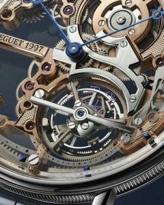 Cách hút ẩm an toàn cho đồng hồ cơ Breguet đắt tiền. 2