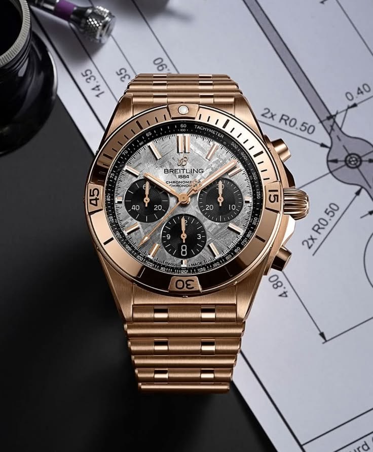 Hướng dẫn xoay vành bezel đo tốc độ đồng hồ Breitling chuẩn. 3