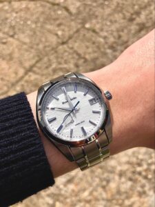 Bí mật công nghệ tạo mặt số tuyết Grand Seiko Snowflake. 1