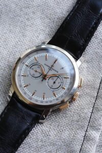 Dịch vụ tới tận nhà thu mua đồng hồ cũ Vacheron Constantin. 2