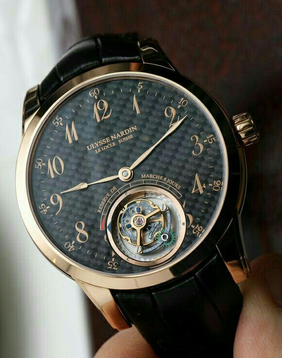Liên hệ tiệm thu mua dong ho cu Ulysse Nardin Quán Thánh. 1