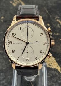 Địa điểm trao đổi thu mua đồng hồ cũ IWC Ngọc Khánh 2