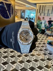 Những sai lầm tai hại khi lau dầu đồng hồ Audemars Piguet 2