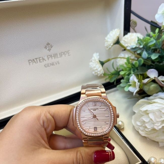 Mẹo bán đồng hồ Patek Philippe lướt không bị ép giá 1