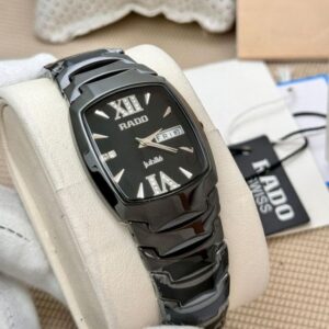 Giải mã hiện tượng đổi màu của lớp vỏ gốm cao cấp trên dòng Rado. 3