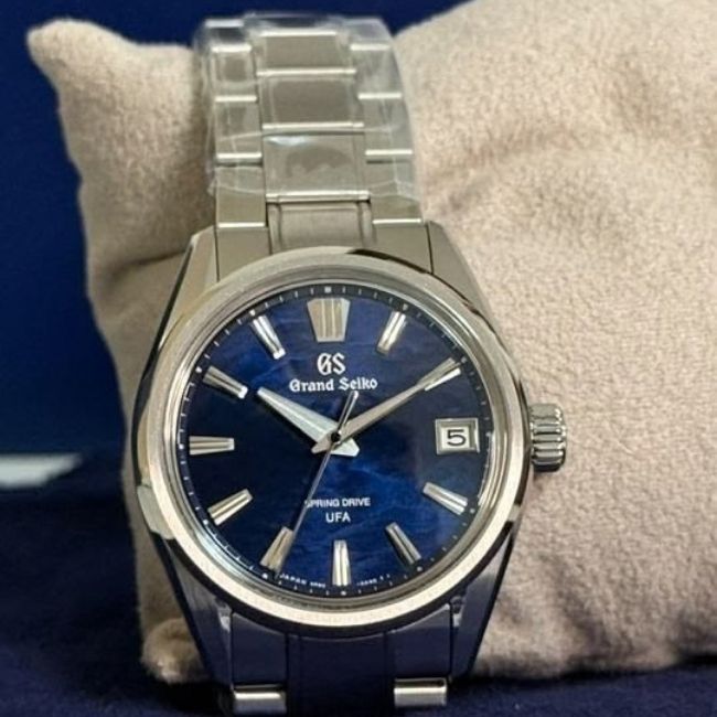 Kỷ niệm định giá chiếc đồng hồ Grand Seiko cho khách 1